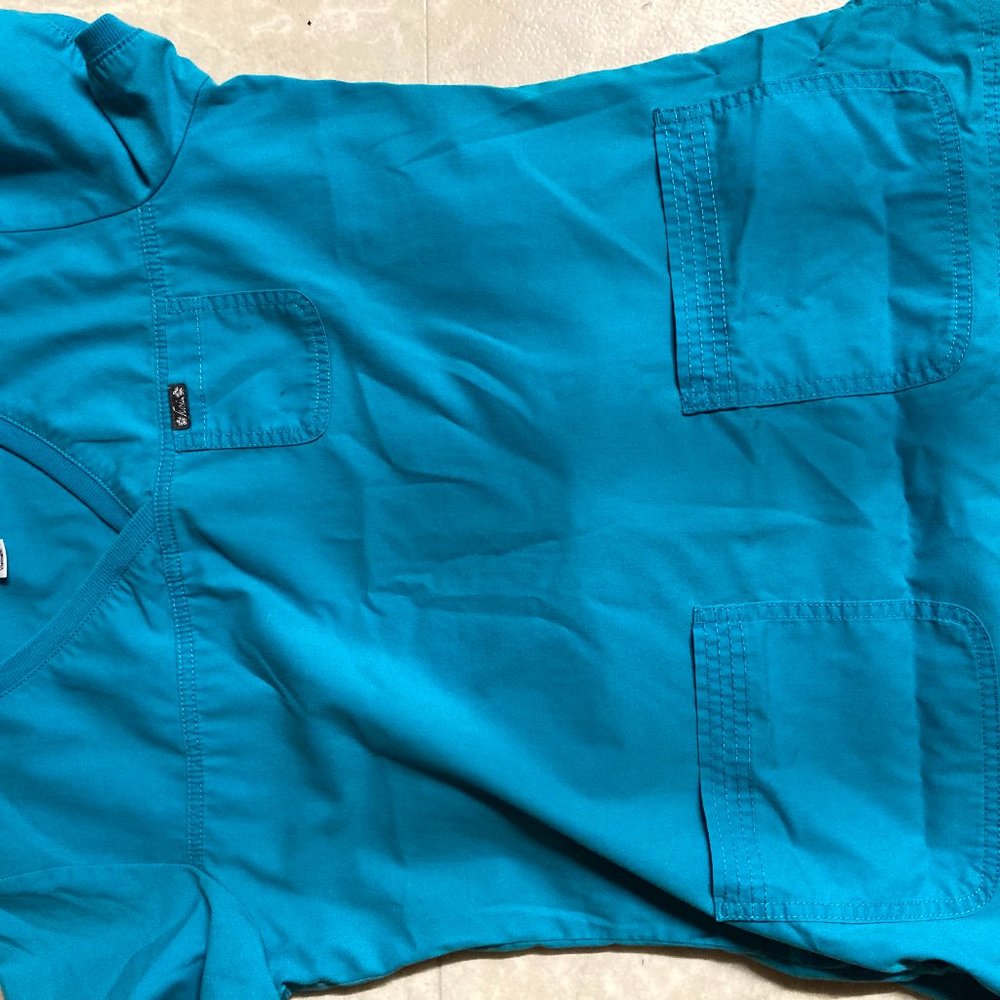 scrub outfit